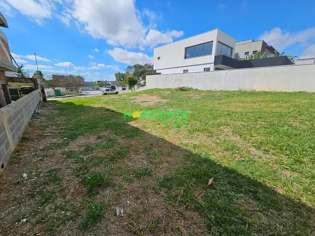 Terreno com 451m², à venda, no bairro Urbanova em São José dos Campos