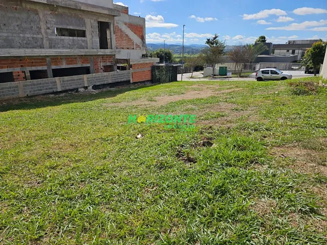 Terreno com 451m², à venda, no bairro Urbanova em São José dos Campos