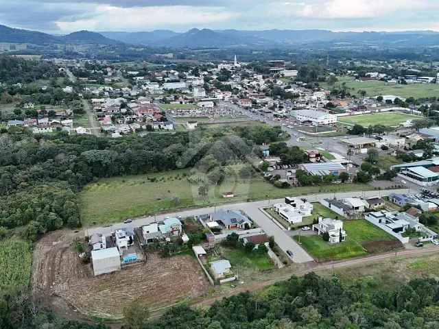 Terreno com 360m², à venda, no bairro Teutônia  em Teutônia