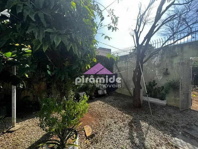 Terreno com 1100m², à venda, no bairro Jardim das Industrias em São José dos Campos