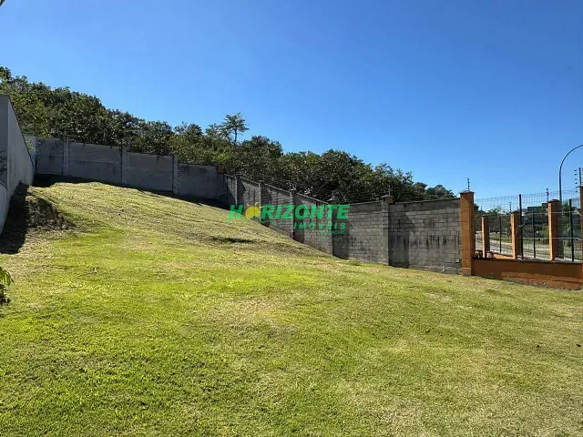 Terreno com 556m², à venda, no bairro Urbanova em São José dos Campos