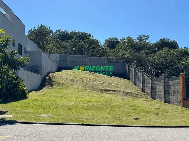 Terreno com 556m², à venda, no bairro Urbanova em São José dos Campos