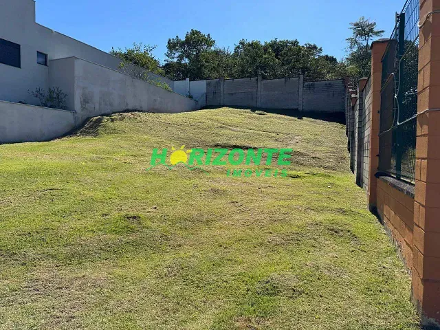 Terreno com 556m², à venda, no bairro Urbanova em São José dos Campos