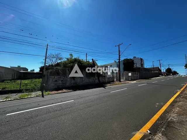 Sobrado com 1071m², à venda, no bairro Orfãs em Ponta Grossa