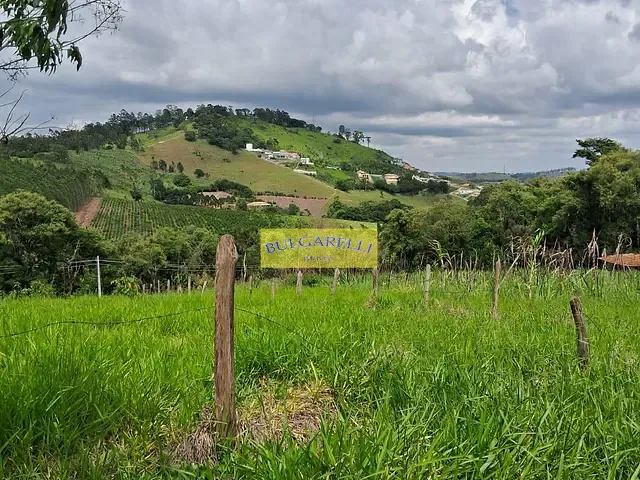 Terreno com 31000m², à venda, no bairro Pinhalzinho em Santo Antônio do Jardim