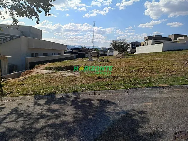 Terreno com 600m², à venda, no bairro Urbanova em São José dos Campos