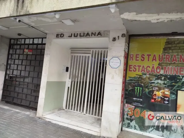 Terreno 1 quarto e 1 banheiro, para alugar, no bairro Centro em Curitiba