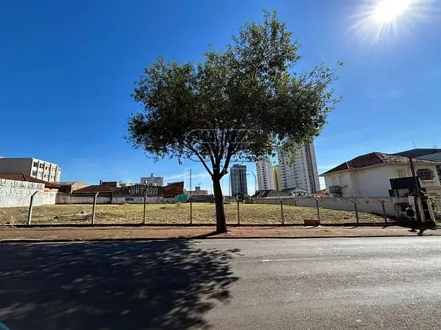 Terreno com 3000m², à venda, no bairro Centro em Londrina