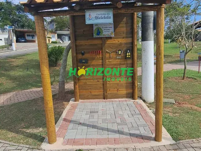 Terreno com 252m², à venda, no bairro Condomínio Residencial Mantiqueira em São José dos Campos