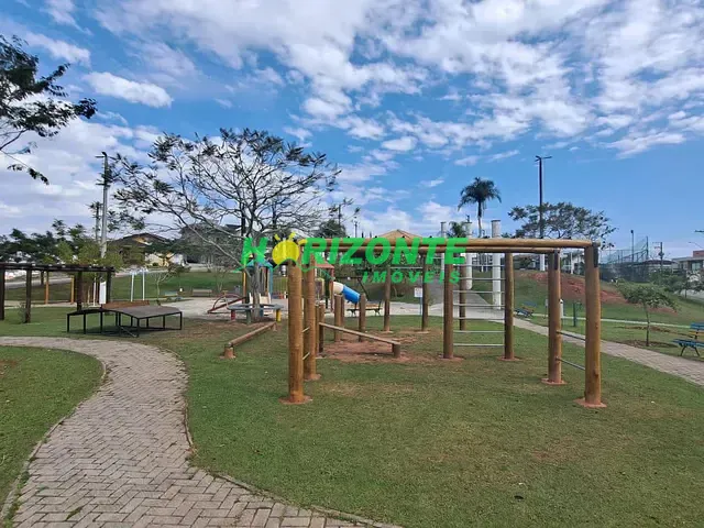 Terreno com 252m², à venda, no bairro Condomínio Residencial Mantiqueira em São José dos Campos