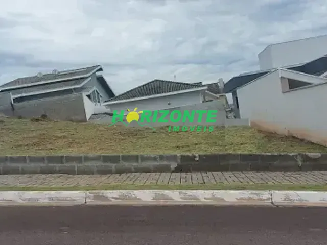 Terreno com 252m², à venda, no bairro Condomínio Residencial Mantiqueira em São José dos Campos