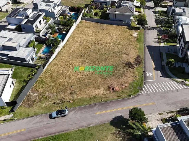 Terreno com 738m², à venda, no bairro Urbanova em São José dos Campos