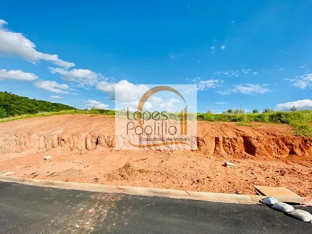 Terreno com 300m², à venda, no bairro Laranja Azeda em Atibaia