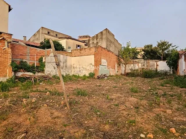 Terreno com 351m², à venda, no bairro Além Ponte em Sorocaba