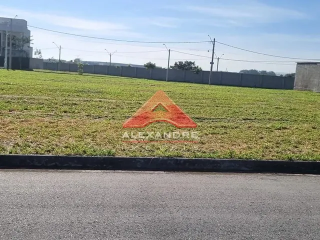Terreno com 250m², à venda, no bairro Jardim das Flores em São José Dos Campos