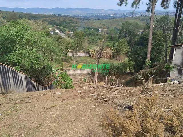 Terreno com 643m², à venda, no bairro Jardim Santa Maria em São José dos Campos