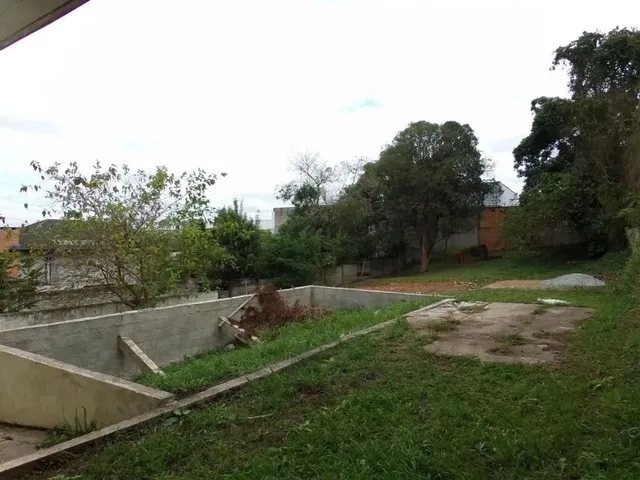 Terreno à venda, no bairro Campina do Siqueira em Curitiba