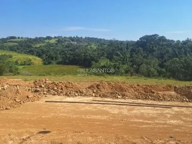 Terreno com 2000m², à venda, no bairro Barreiro em Araçoiaba da Serra