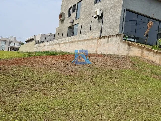 Terreno com 581m², à venda, no bairro Bairro da Posse em Itatiba