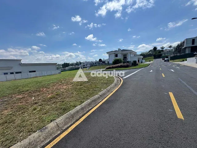 Terreno com 717m², à venda, no bairro Estrela em Ponta Grossa