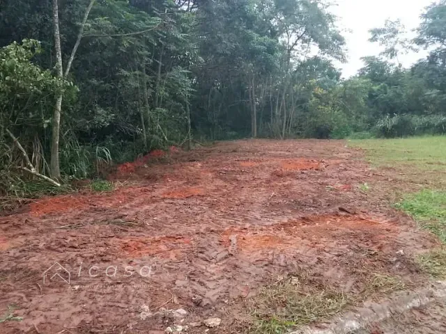 Terreno com 201m², à venda, no bairro Parque do Museu em Caçapava