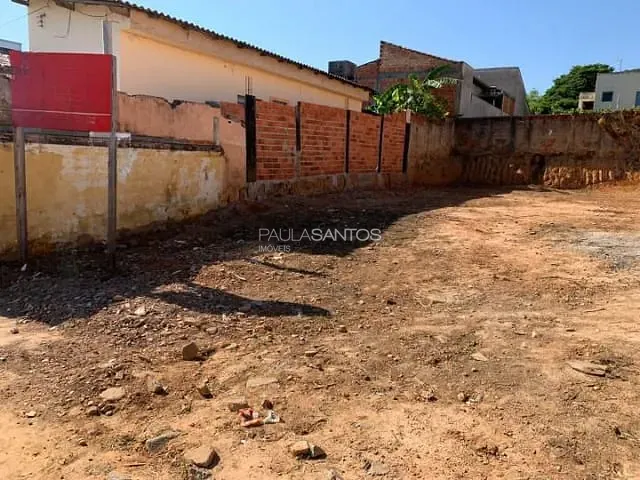 Terreno com 375m², à venda, no bairro Parque das Laranjeiras em Sorocaba