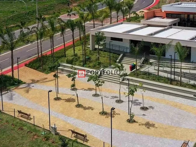 Terreno com 341m², à venda, no bairro Jardins Barcelona em Senador Canedo