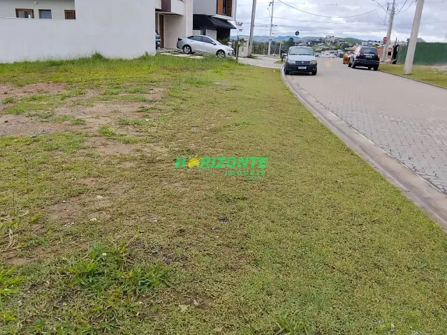 Terreno com 343m², à venda, no bairro Urbanova em São José dos Campos