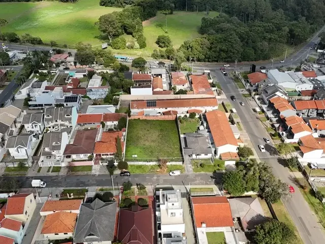 Terreno com 520m², à venda, no bairro Santa Felicidade em Curitiba