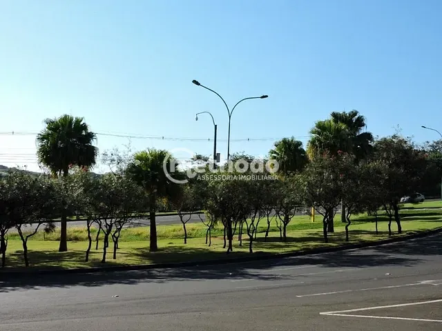 Terreno com 679m², à venda, no bairro Swiss Park em Campinas
