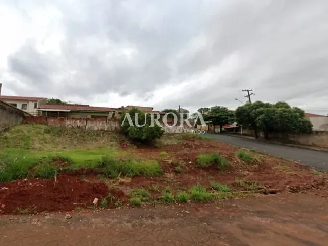 Terreno com 398m², à venda, no bairro Alto da Boa Vista em Londrina