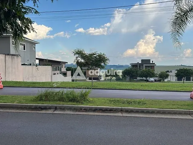 Terreno com 300m², à venda, no bairro Jardim Carvalho em Ponta Grossa