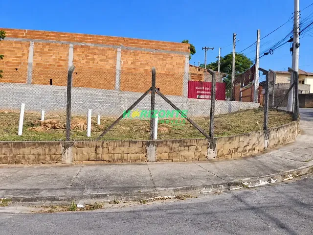 Terreno com 253m², à venda, no bairro Jardim Limoeiro em São José dos Campos