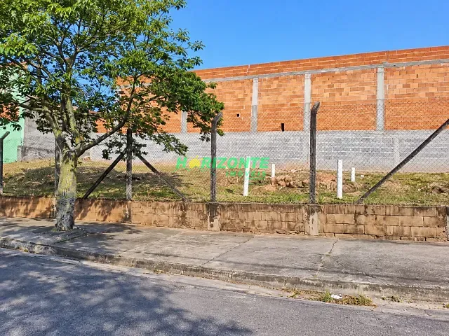 Terreno com 253m², à venda, no bairro Jardim Limoeiro em São José dos Campos