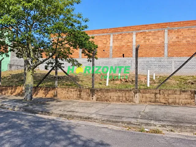 Terreno com 253m², à venda, no bairro Jardim Limoeiro em São José dos Campos