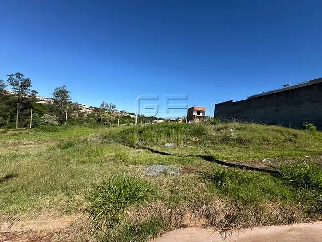 Terreno com 260m², à venda, no bairro Olímpico em Londrina