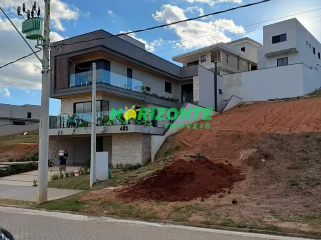 Terreno com 335m², à venda, no bairro Urbanova em São José dos Campos