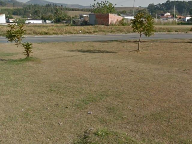 Terreno com 300m², à venda, no bairro Jardim Regina (Moreira César) em Pindamonhangaba