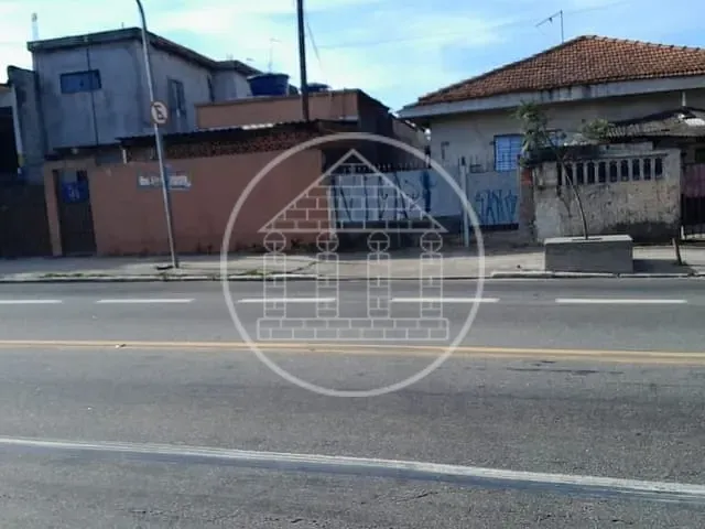 Terreno com 305m², à venda, no bairro Jardim da Pedreira em São Paulo