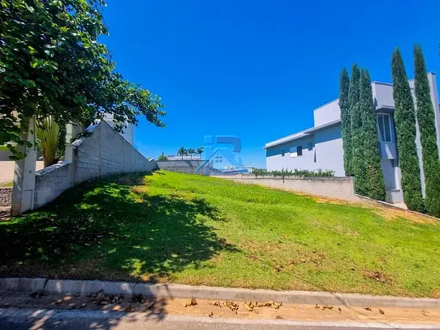 Terreno com 677m², à venda, no bairro Bairro da Posse em Itatiba