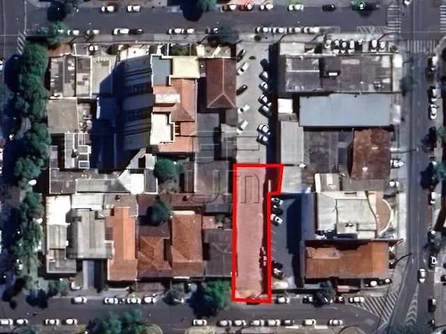 Terreno com 312m², à venda, no bairro Vila Ipiranga em Londrina
