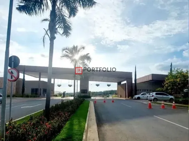 Terreno com 360m², à venda, no bairro Jardins Bolonha em Senador Canedo