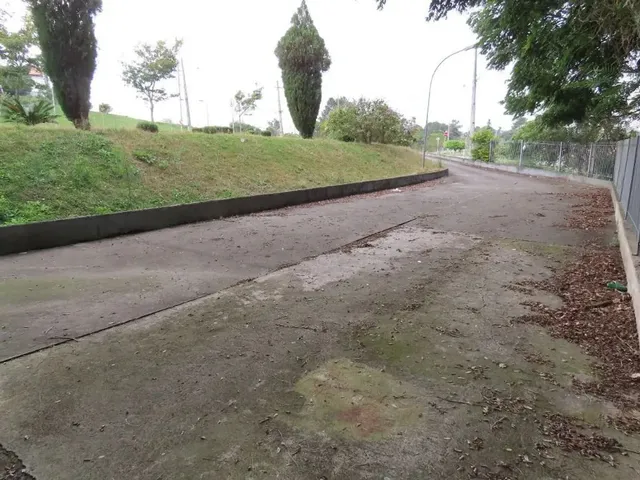 Terreno à venda, no bairro Uberaba em Curitiba