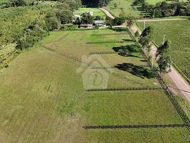 Terreno com 1831m², à venda, no bairro Linha Germano em Teutônia