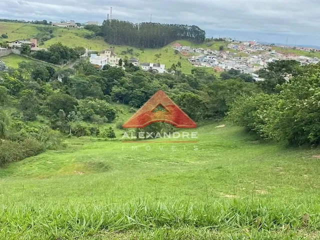Terreno com 1906m², à venda, no bairro Rio Comprido em Jacareí