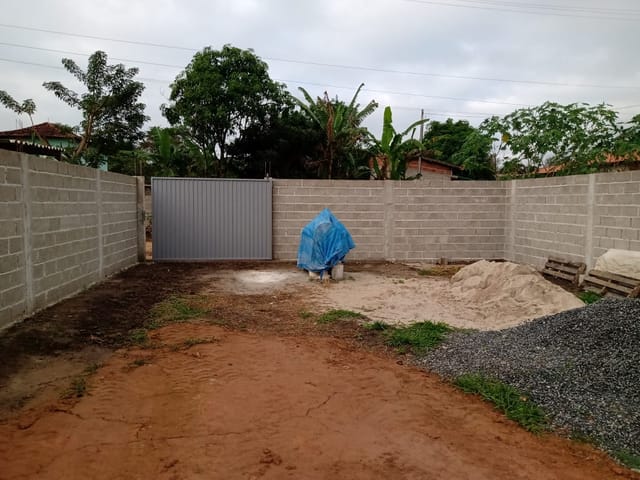 Terreno com 350m², à venda, no bairro Pedro Leme em Roseira