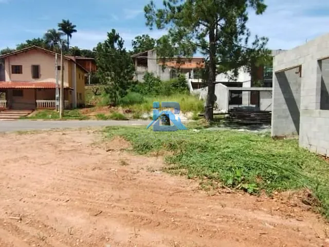 Terreno com 267m², à venda, no bairro Condomínio Jardim das Paineiras em Itatiba