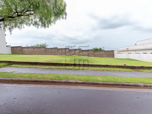 Terreno com 260m², à venda, no bairro Parque Tauá em Londrina