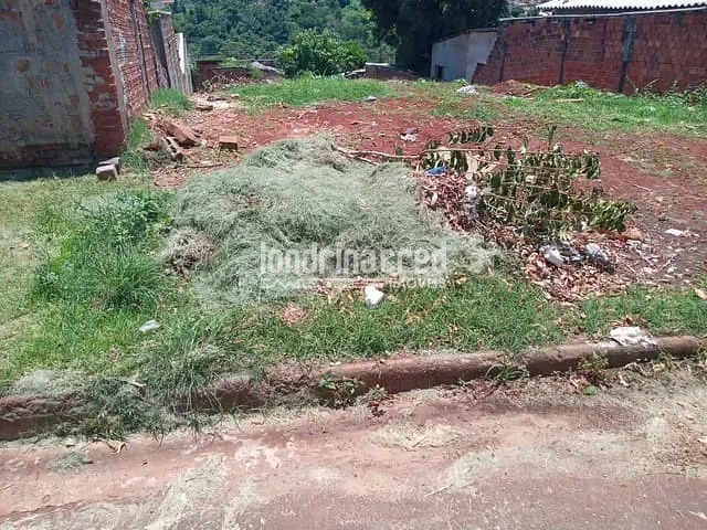 Terreno com 293m², à venda, no bairro Jardim Santo André em Londrina