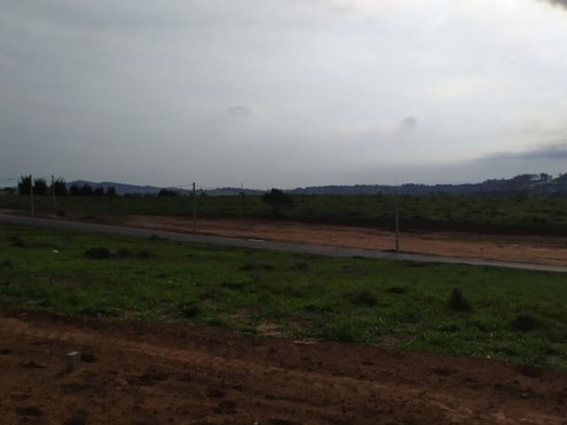 Terreno com 250m², à venda, no bairro Jardim Marlene Miranda em Taubaté